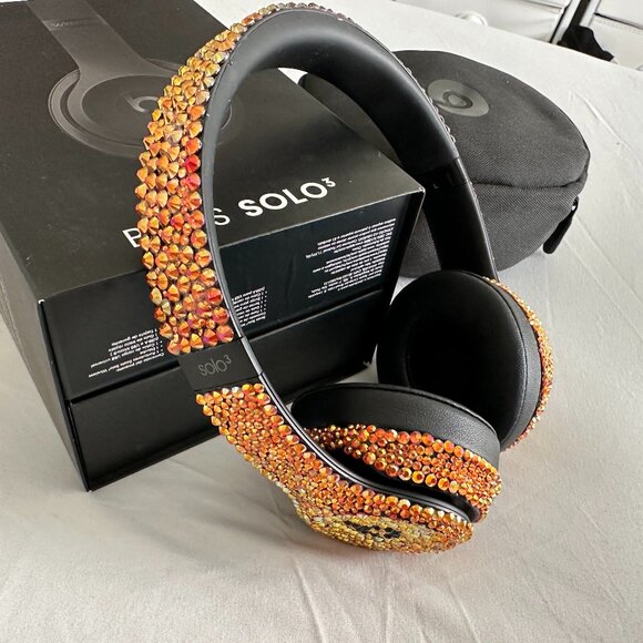 Beats Solo3 Wireless On-Ear Headphones - Picture 1 of 16